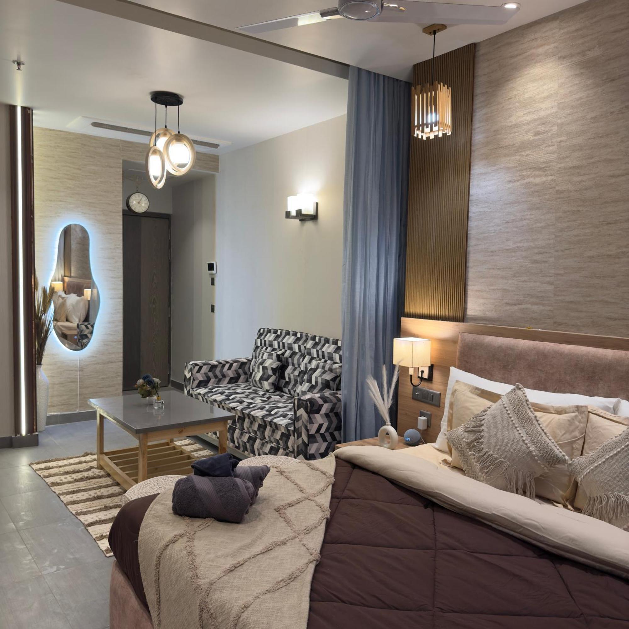 Apartment Monarch Noida
